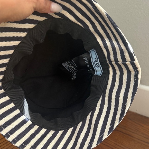 Prada Kids Striped Bucket Hat in Navy and Cream - Picture 8 of 9